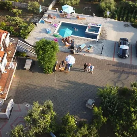 Lejlighed Franica With Heated Pool And Hot-tub - Two Bedroom With Balcony Privlaka (Zadar)